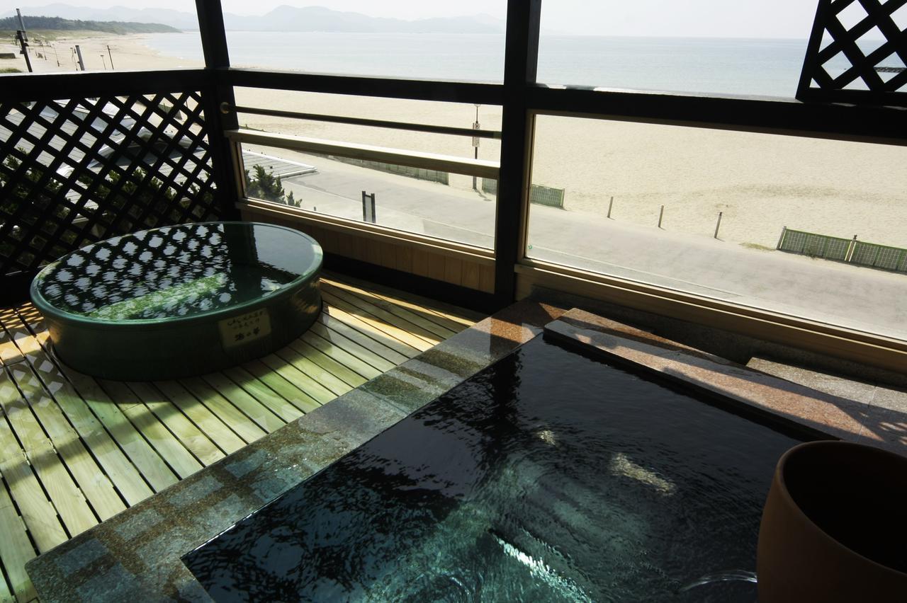 Ryokan Umi No Hana Toyooka  Zewnętrze zdjęcie